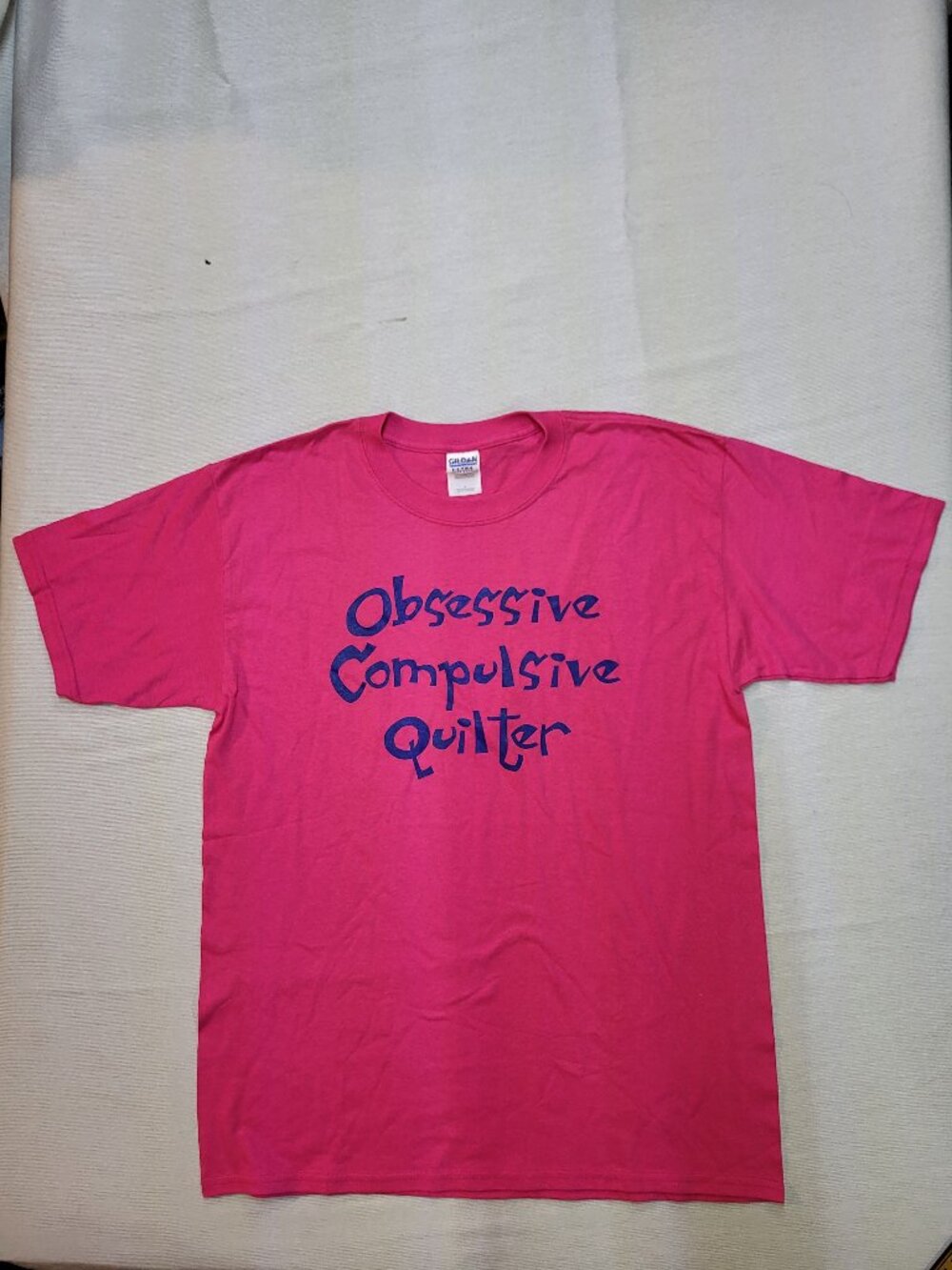 Gildan Ultra Cotton Hot Pink "Obsessive Compulsive Quilter" T-Shirt Size L